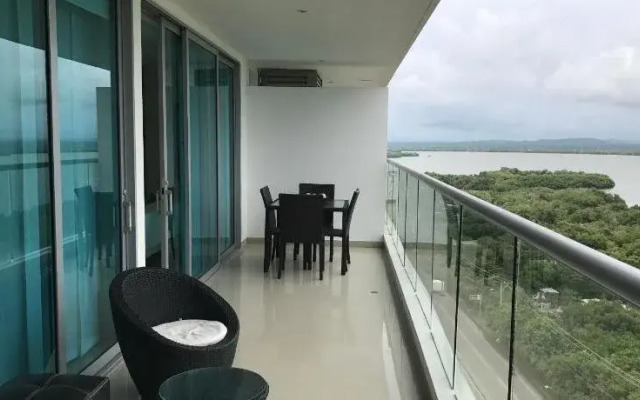 Edificio Seaway 935 ( Hotel Sonesta)