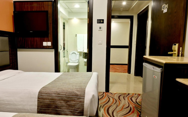 Hayah Plaza Hotel