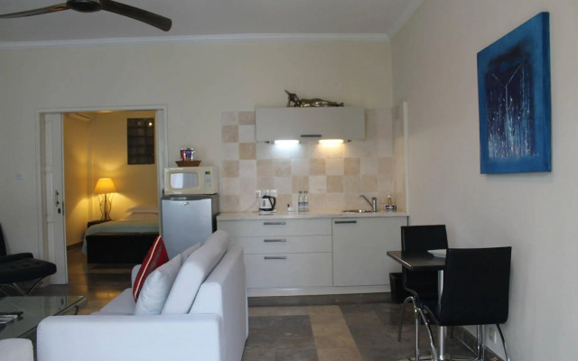 Bali Court Hotel and Apartments