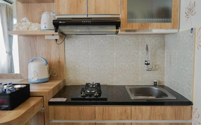 Best Furnished 2BR Mall Access at Green Pramuka Apartment