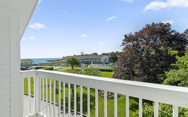 The Sparhawk Oceanfront Resort