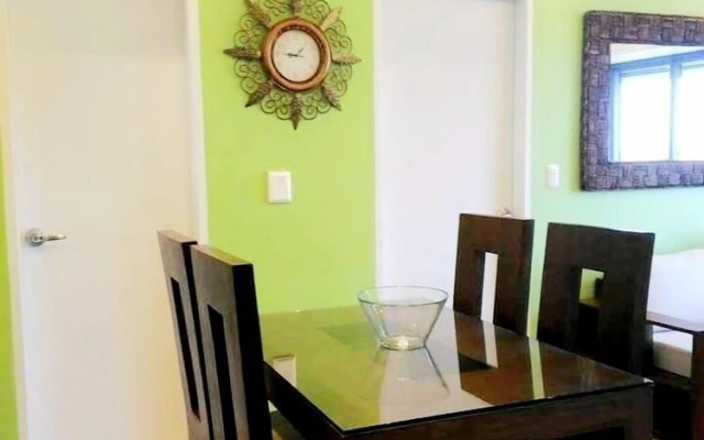 The Levels 2BR Condo Plus Free Parking