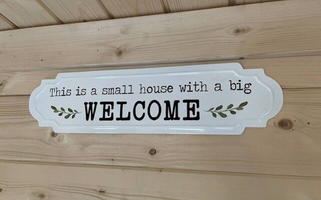 Woodlands Lodge - Come and Enjoy the Good Life