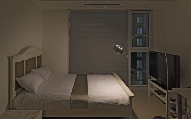 Ivory Central Gangnam