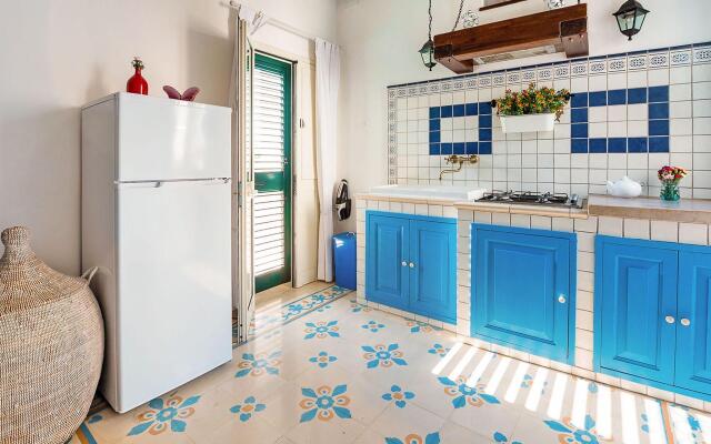 Quaint Holiday Home in Lecce Apulia near Town Center