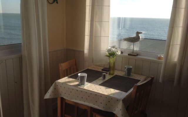 Ventnor Holiday Villas