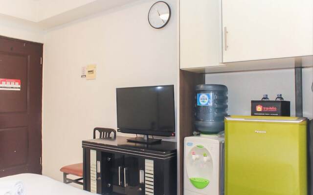 Homey and Strategic Studio Apartment at Metropark Condominium Jababeka