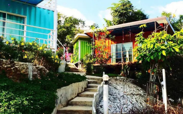 Hi Cube Suanphung resort