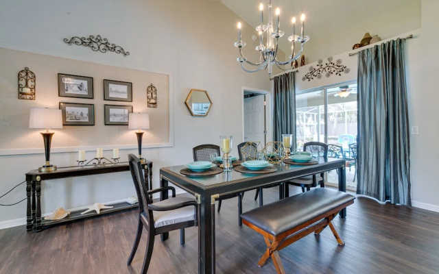 Spring Hill Home w/ Private Pool & Games!