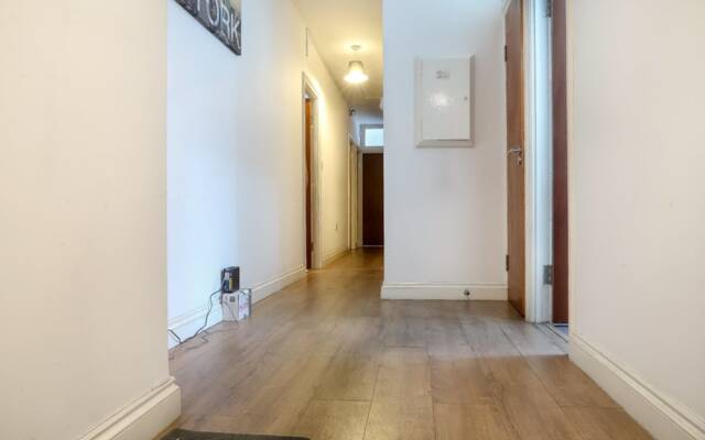 Broxbourne Guest House