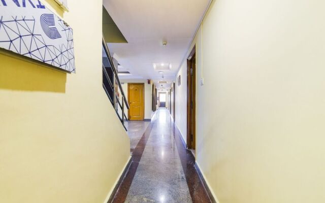 Flagship 41595 Gayatri Grand