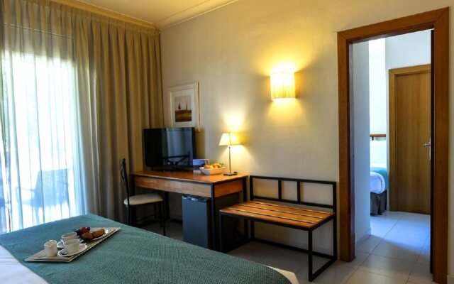 Hotel Hostalillo by Escampa Hotels