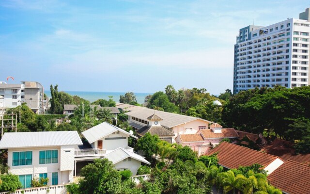 Hua Hin White Villa