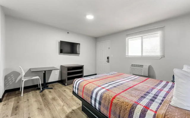 Southern Suites Forest Park