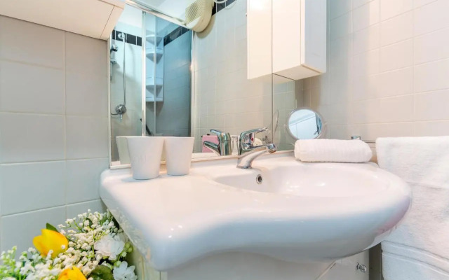 Duplex Apartment in centro con posto auto privato