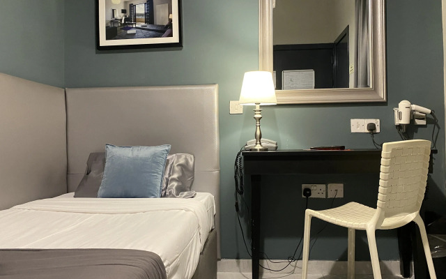 Sliema Marina Hotel