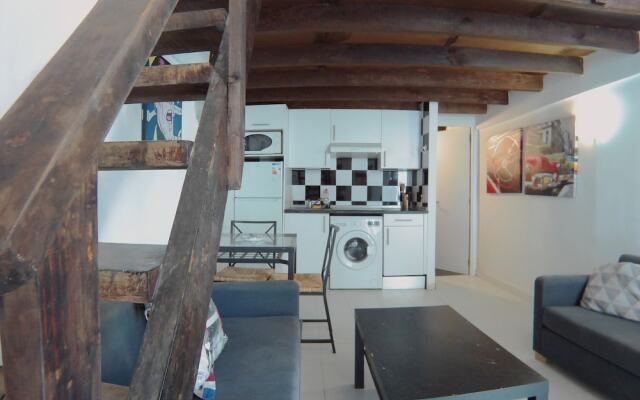 Estudio cercano a Plaza Castilla CBA3