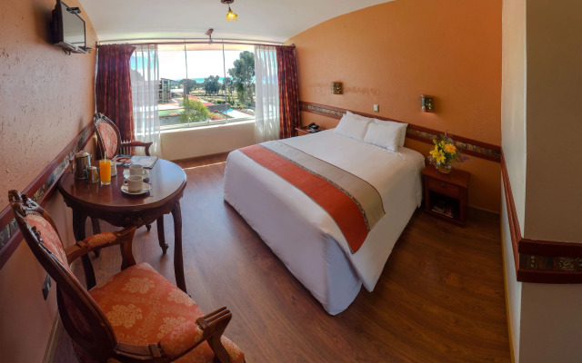 Taypikala Hotel Lago
