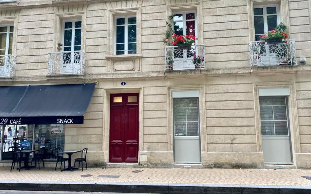 Charmant studio renove et climatise