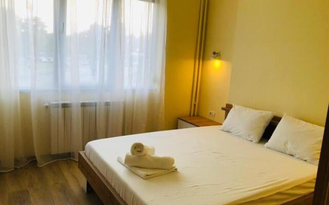 Ultra-central apart -3 ROOMS- Cathedral view VIC3