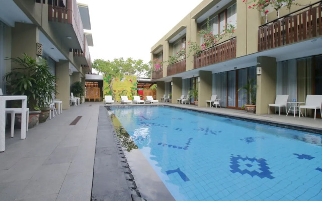 Airy Seminyak Dewi Sri Empat Cendana 67 Bali