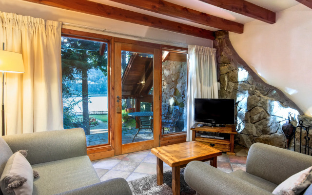 Costa Serena Aparts & Spa