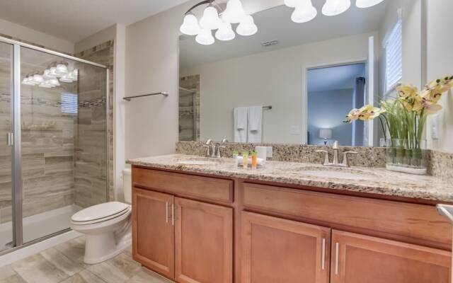5421 Solterra Circle