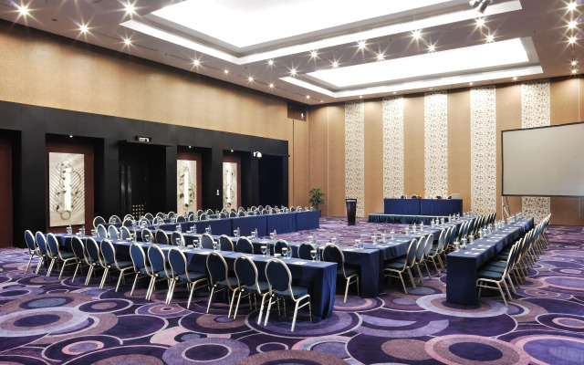 Holiday Inn Bandung Pasteur by IHG
