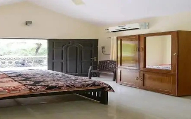 Room Maangta 330 @ Clavdina
