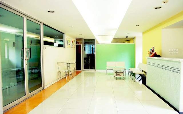 Meesook Residence