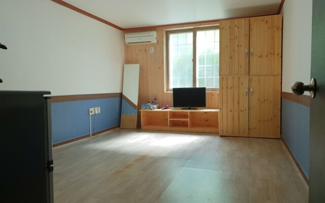 Sorak Y Hostel