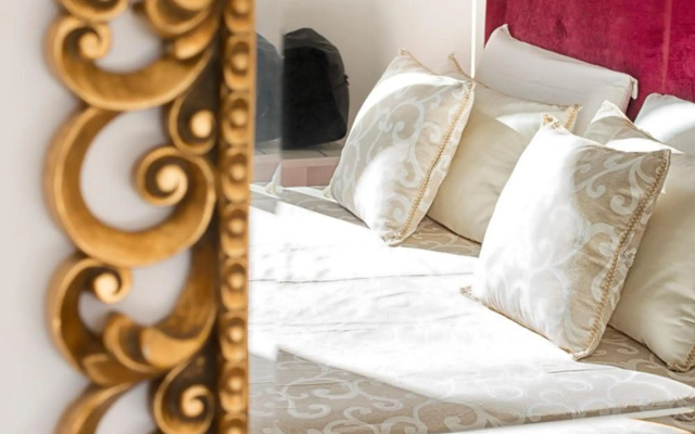 Sara Luxury Apartment 1