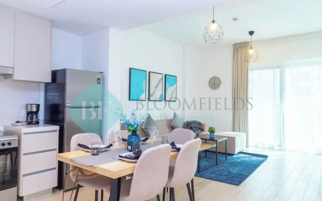 Bloomfields Fantastic 1BR in Waters edge