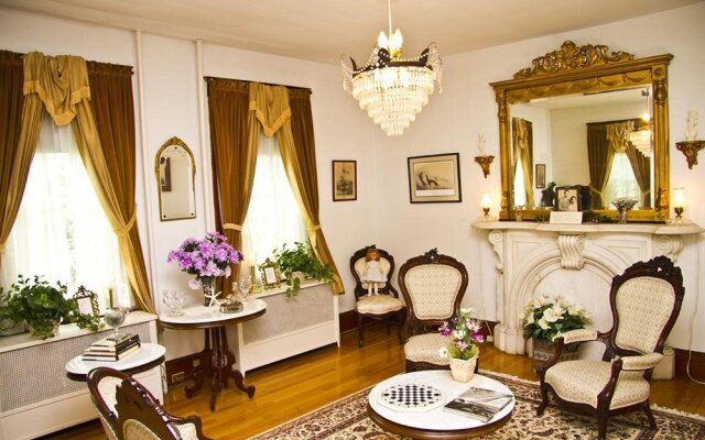 Paradise Bed and Breakfast