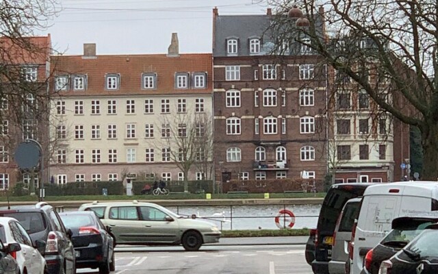 Apartment near Lakes 547 - 1