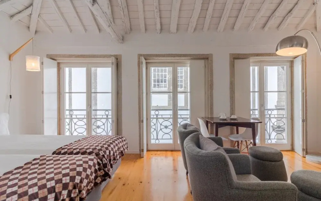 Central Porto With Comfort & Convenience