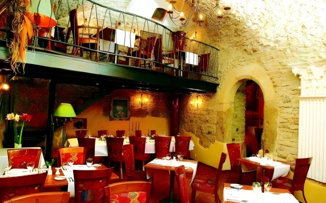 Hotel Metamorphis