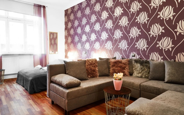 Collosal 6 bedroom- Slowackiego avenue