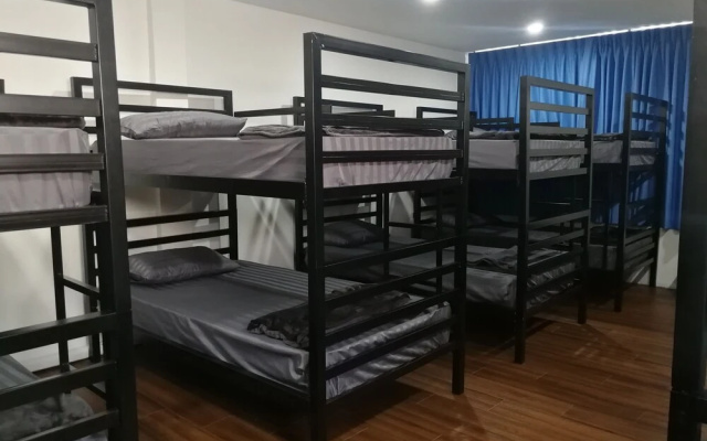 Happy Home Hostel Suvarnabhumi
