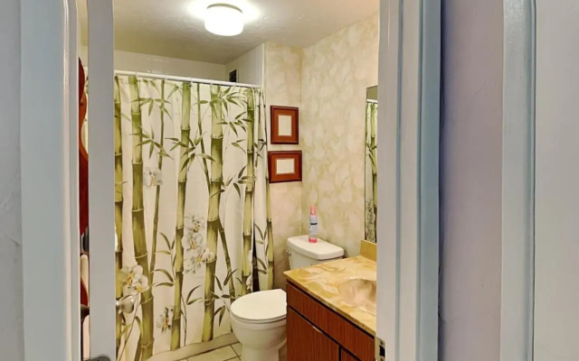 Menehune Shores 206