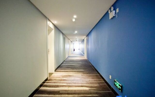 Wucai Jintian Chain Hotel (Normal University)