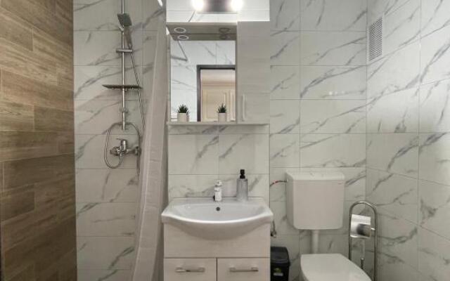 M & I Apartment 2