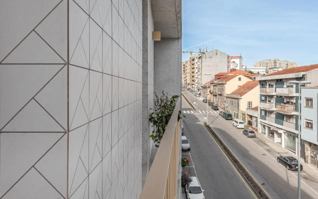 GuestReady - Somewhere I Belong