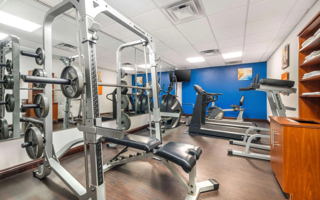 Comfort Suites Louisville Airport