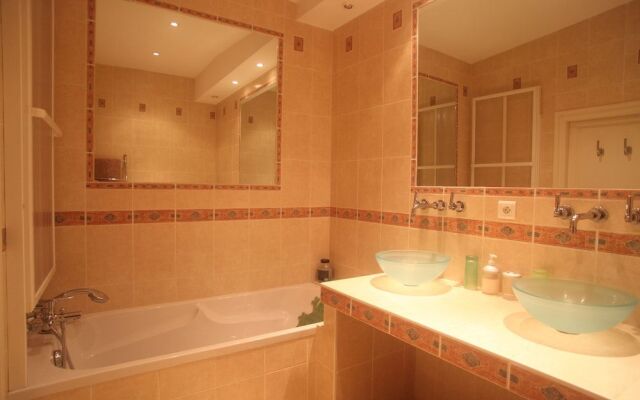 logis de la clef de bois