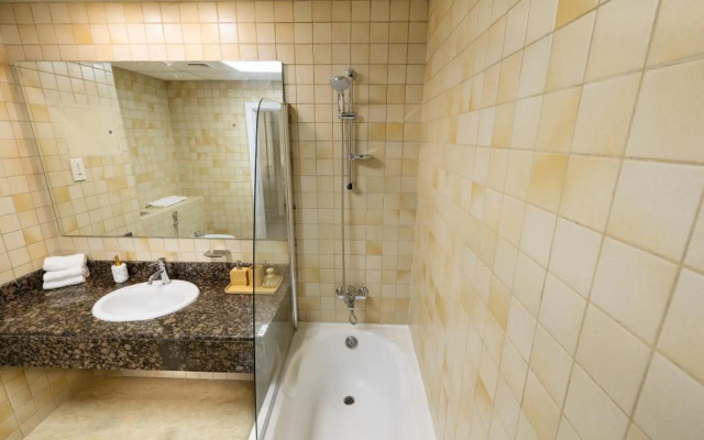 Stylish studio w/balcony close to the beach JBR