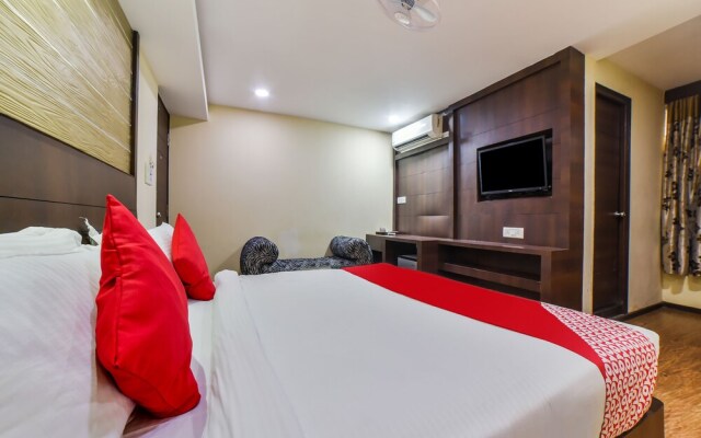 OYO 4668 Hotel Ocean Residency