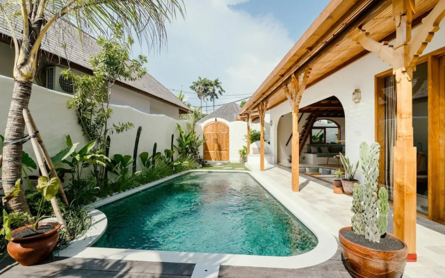 Villa Canggutopia 2 by Alfred in Bali - Romantic 1BD Villa Canggu Near the Beach – Pool – Canggu