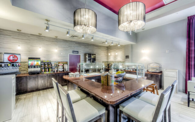 Staybridge Suites Columbus Univ Area - OSU by IHG