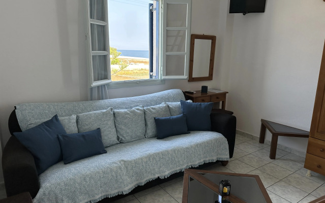 Paradisos Oia